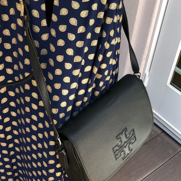 Authentic Tory Burch Harper messenger handbag - Picture 2 of 8